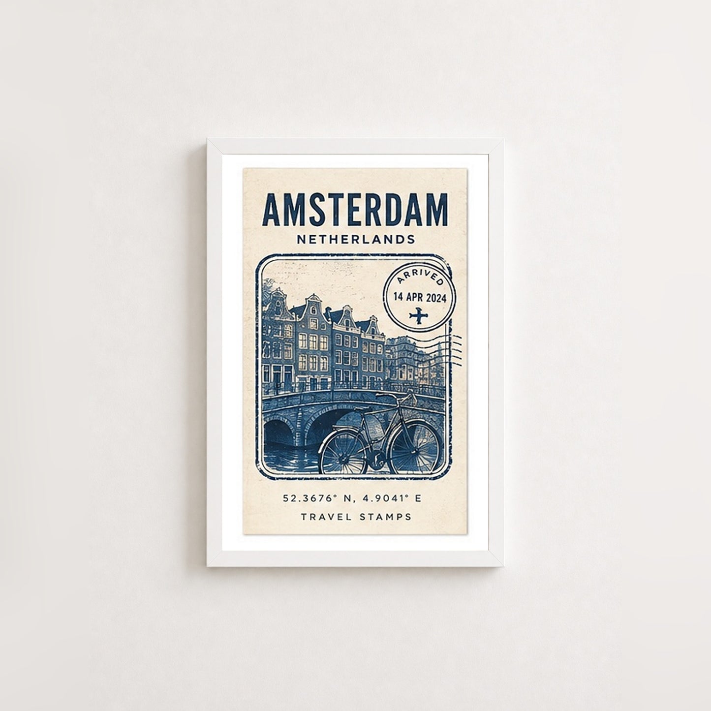 Amsterdam'da Bir Anı – Vintage Çerçeveli Poster — Beyaz — Paspartulu — TabloLab