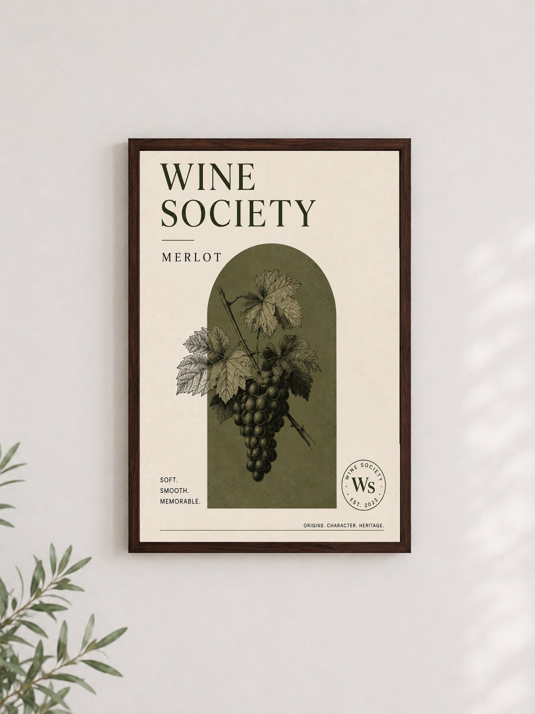 Merlot Bağbozumu – Retro Çerçeveli Poster — Ceviz Çerçeve — TabloLab