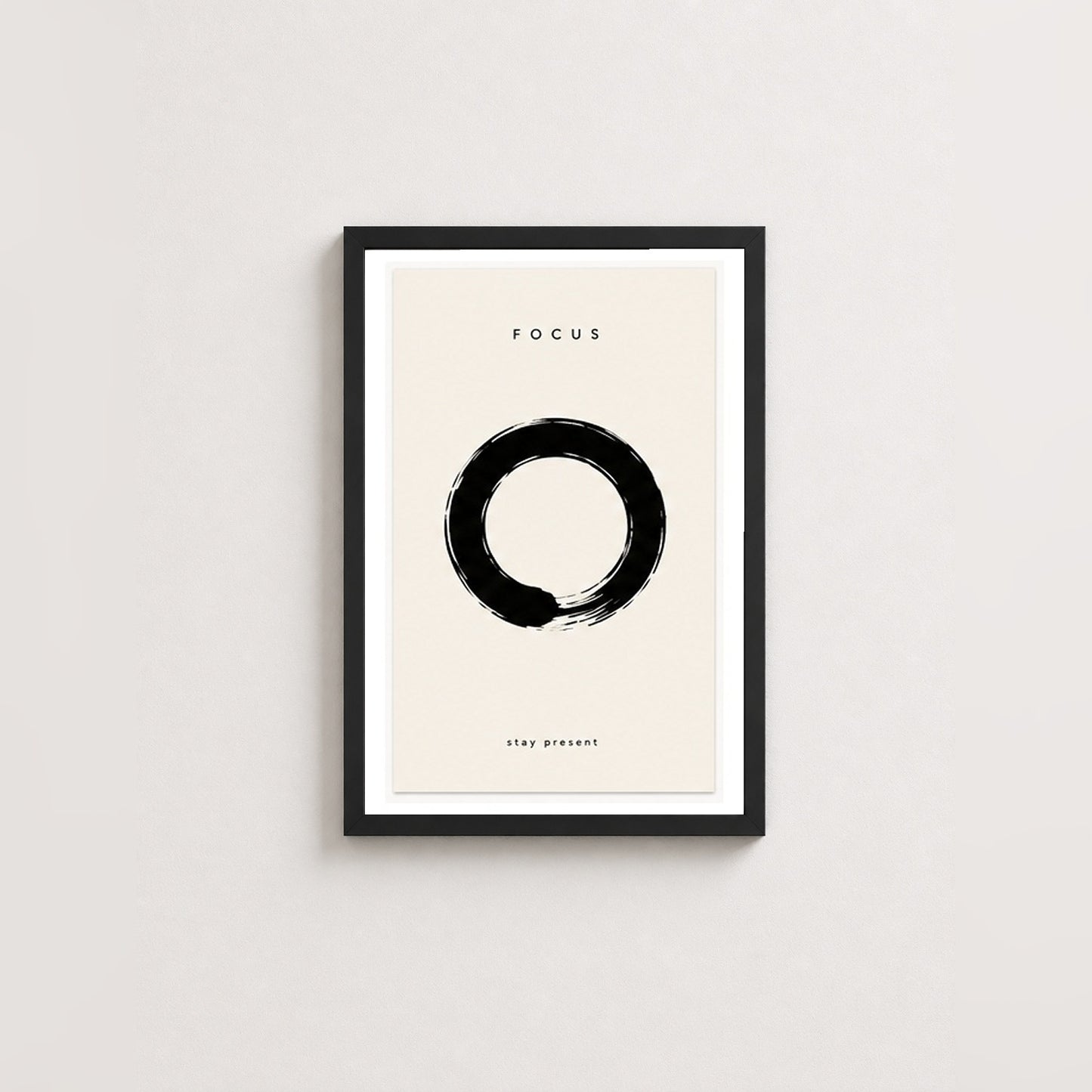 Odağın Dairesi – Minimal Çerçeveli Poster — Siyah — Paspartulu — TabloLab
