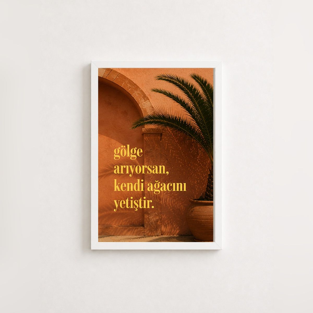 Tropikal Gölge – Modern Çerçeveli Poster — Beyaz — Tam Baskı — TabloLab
