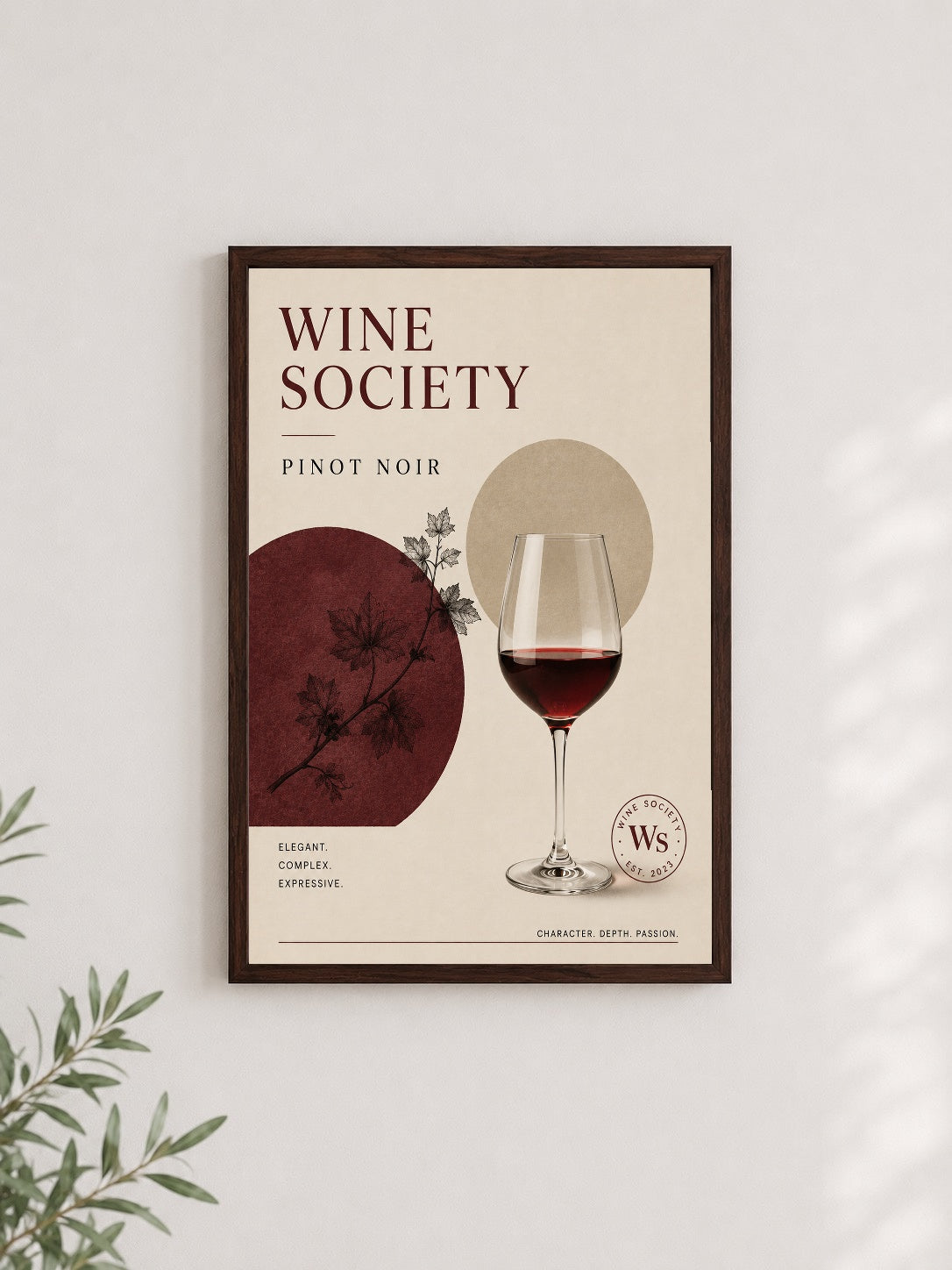 Wine Society Pinot Noir – Modern Çerçeveli Poster — Ceviz Çerçeve — TabloLab